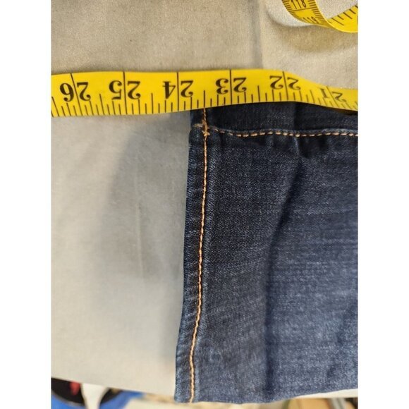 American Eagle Outfitters-Super Stretch Artist Crop 2 button Size 2 - Picture 5 of 8